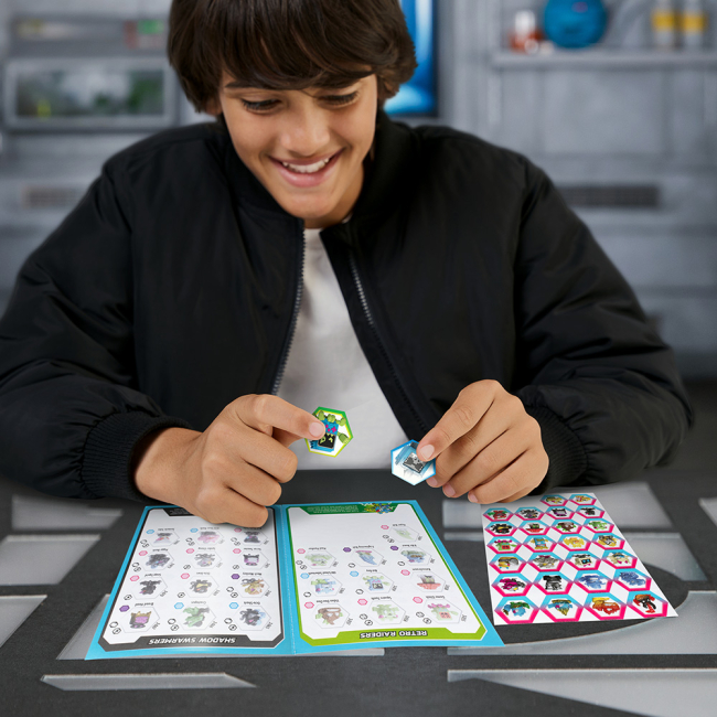 Фігурки персонажів - ​Стартовий набір колекціонера MrBeast Lab Swarms (124282)#4