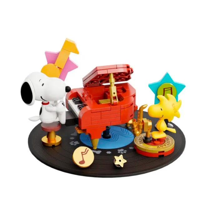 Конструктори з унікальними деталями - Конструктор Pantasy Snoopy Фонограф 826 елементів (86911)#3