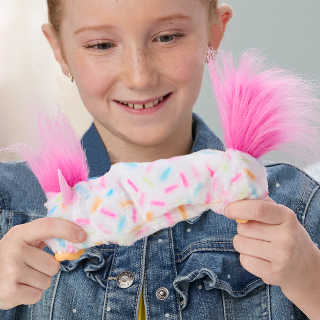 Персонажи мультфильмов - Интерактивная игрушка Furby DJ Furblets Berry (G1777/G1781)#5