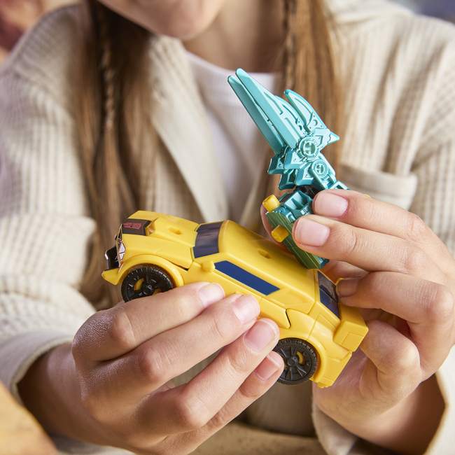 Трансформери - ​Трансформер Transformers Cyberworld ArmorUp Bumblebee (G0747/G1045)#5