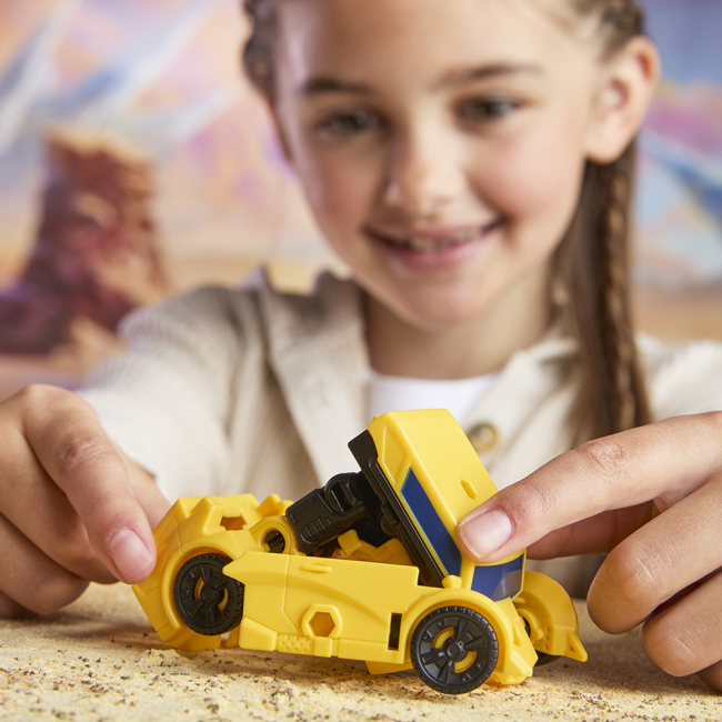 Трансформери - ​Трансформер Transformers Cyberworld ArmorUp Bumblebee (G0747/G1045)#7