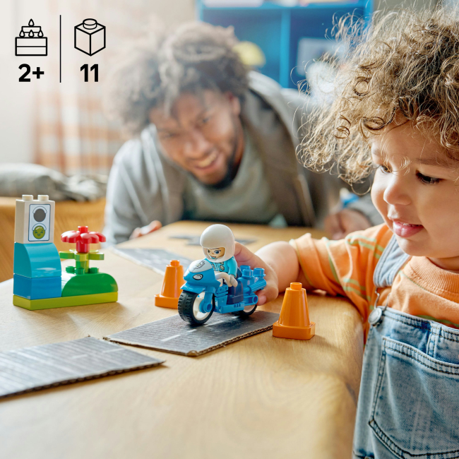 Конструкторы LEGO - Конструктор DUPLO Town Синий полицейский мотоцикл (10471)#4