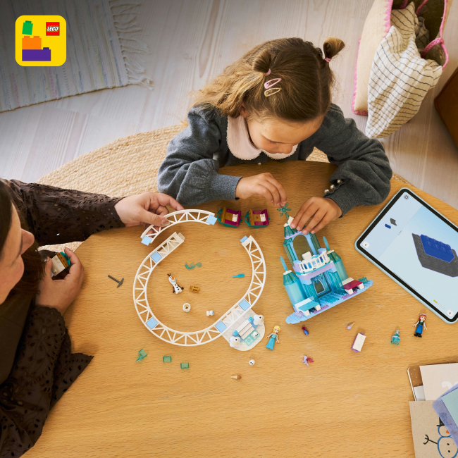 Конструкторы LEGO - Конструктор LEGO Disney Frozen Ледяной дворец Эльзы и веселое катание на санках (43281)#6