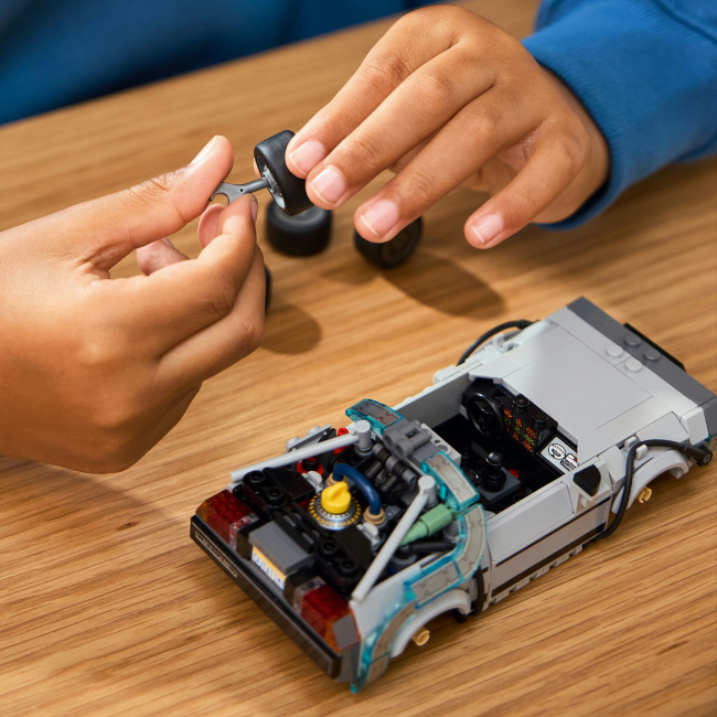 Конструкторы LEGO - Конструктор LEGO Speed Champions Оборот из фильма «Назад в будущее» (77256)#6