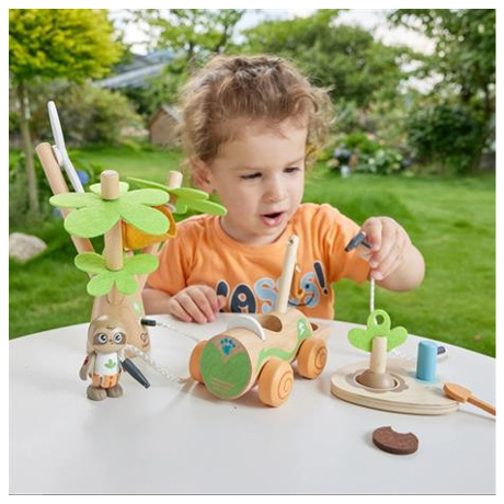 Фігурки тварин - Ігровий набір Hape Електрокар для садіння дерев (E3417)#2