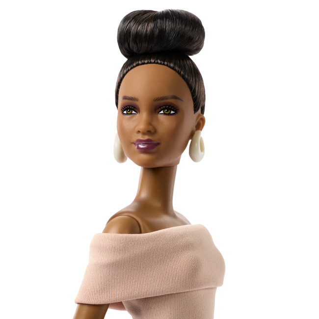 Ляльки - Лялька Barbie Signature Basics 8 Тендітна (JJX27)#3