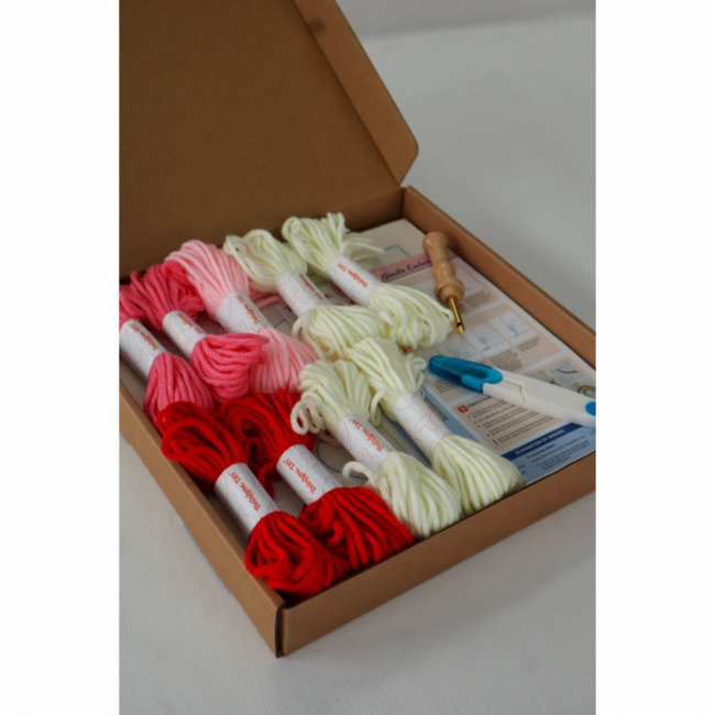 Наборы для творчества - Набор для создания ковровой вышивки Brushme Любовь в стежках (PMBR015)#4