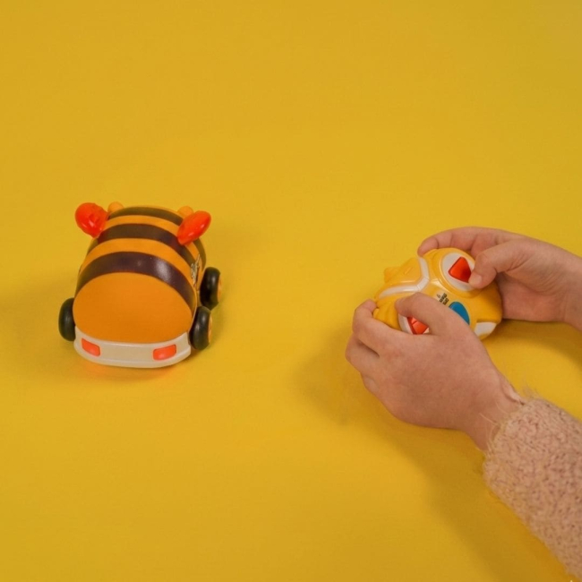 Радиоуправляемые модели - ​Машинка Otamanko Мультимобили пчела оранжевая (5320334)#8