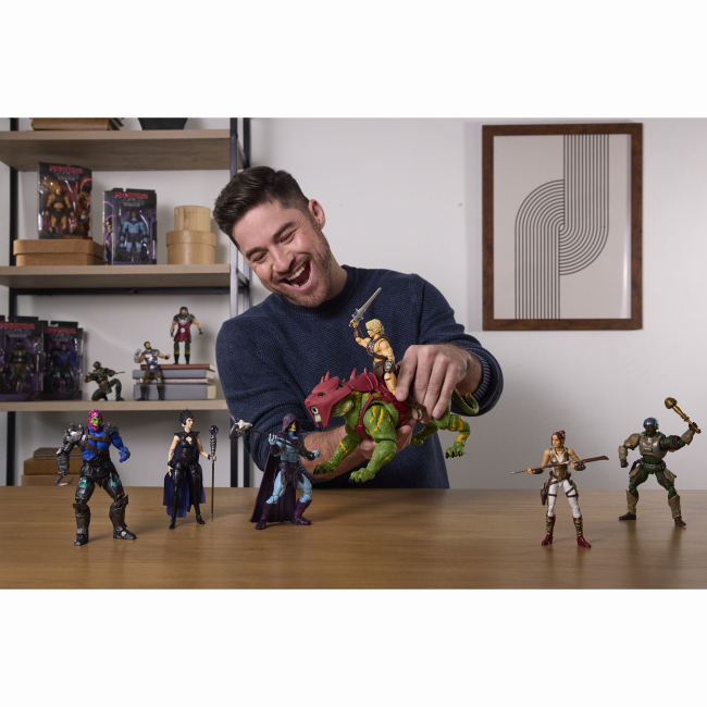 Фигурки персонажей - Фигурка Masters Of The Universe Хроники Первых Оружейник (JKJ25)#7